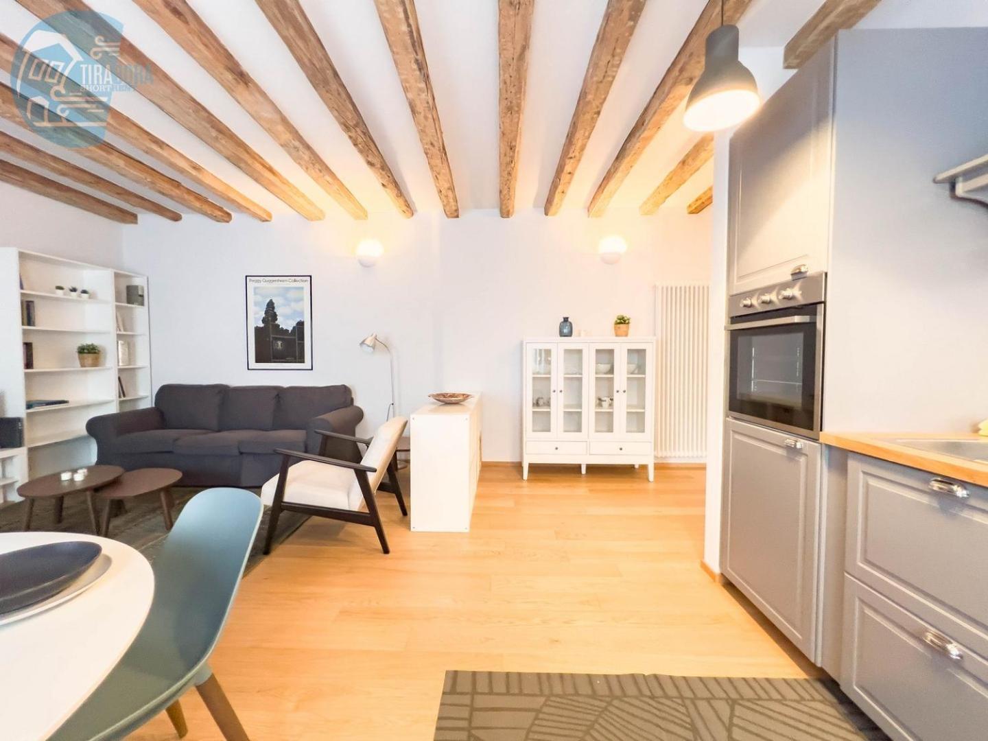 Mazzini 9 Tirabora Short Rent Apartment Trieste Exterior photo