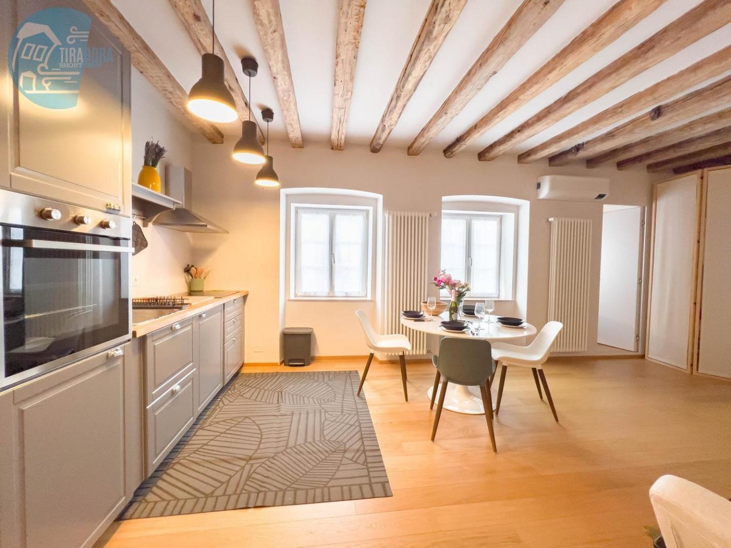 Mazzini 9 Tirabora Short Rent Apartment Trieste Exterior photo